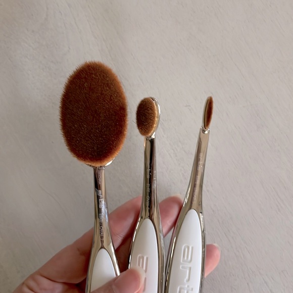 Artis Elite Collection Special Three Brush Set.